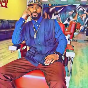 Meet your Posher, Louis